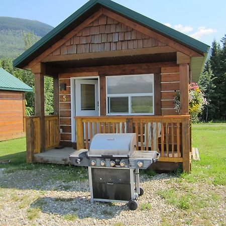 Beaver Creek Lodge And Cabins McBride Quarto foto